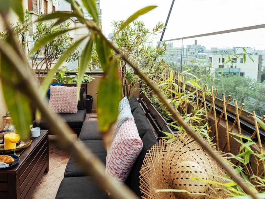 View Over The City Bukares Bagian luar foto